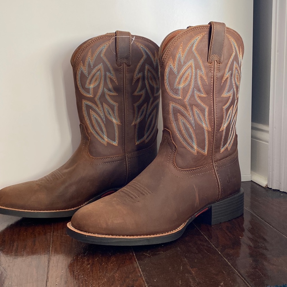 Men’s Justin Cowboy Boots size 13D